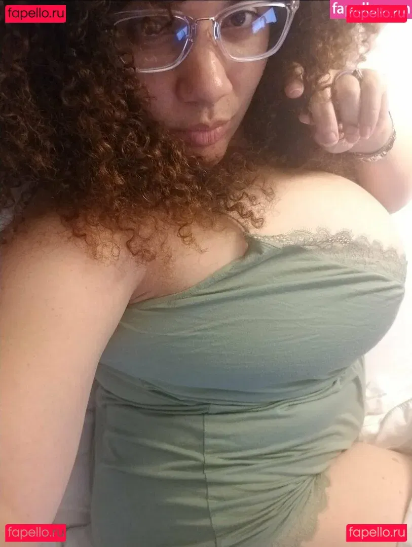 Beigewunder Onlyfans Photo Gallery 