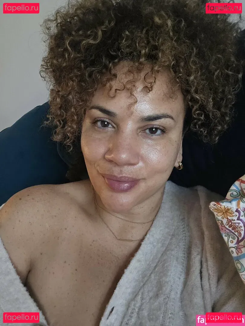 Beigewunder Onlyfans Photo Gallery 