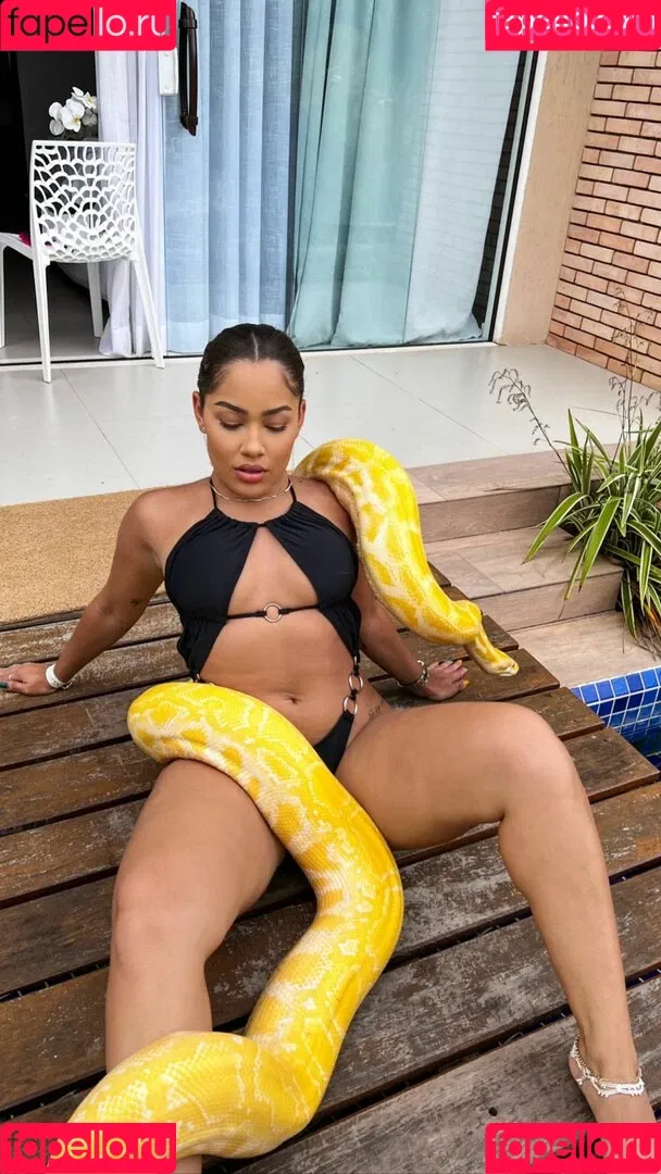 Vitória Kelly Onlyfans Photo Gallery 