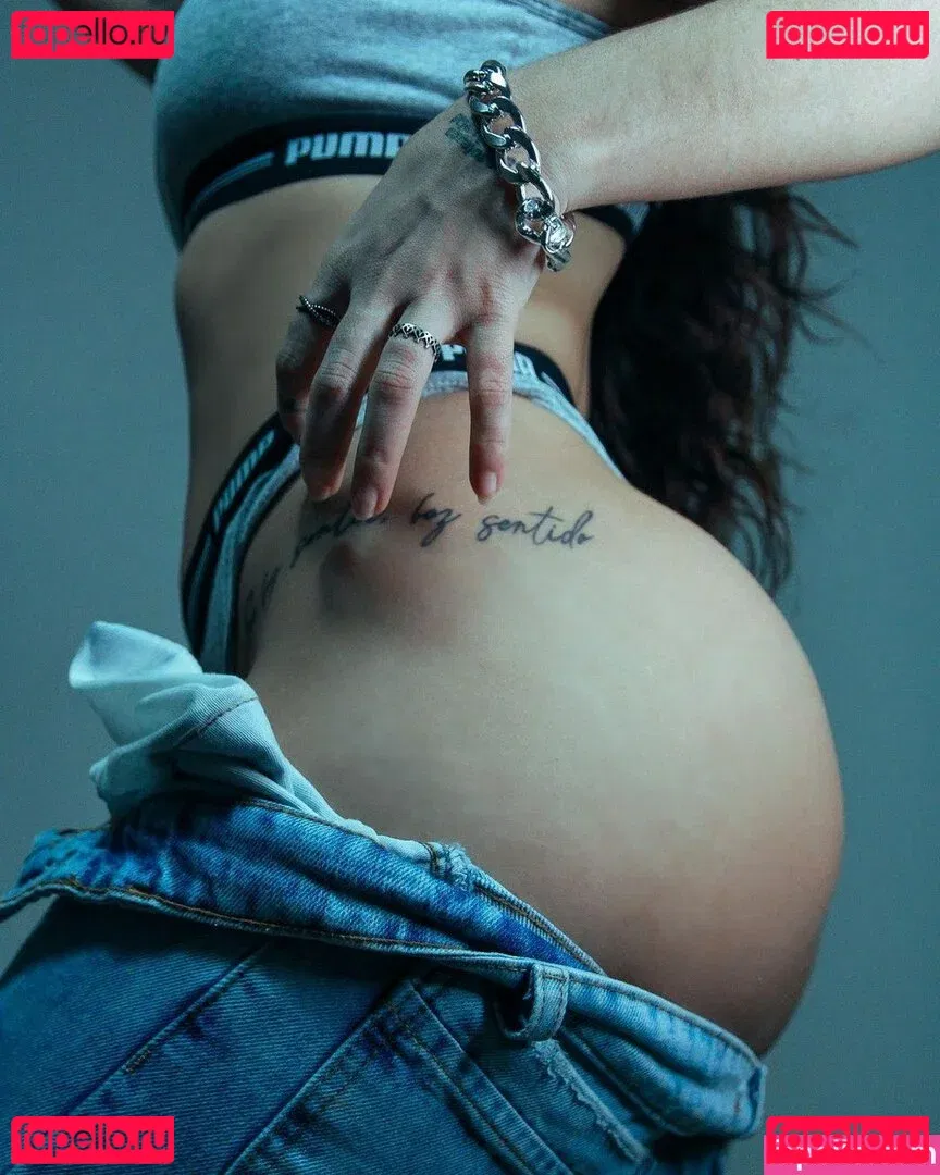 Vitória Kelly Onlyfans Photo Gallery 