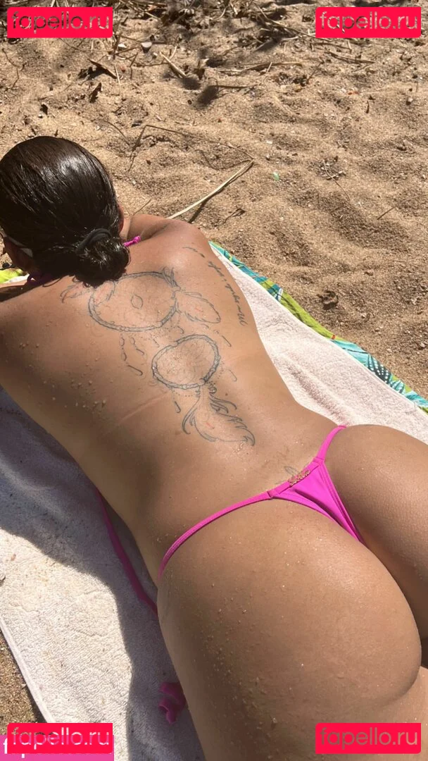 Vitória Kelly Onlyfans Photo Gallery 