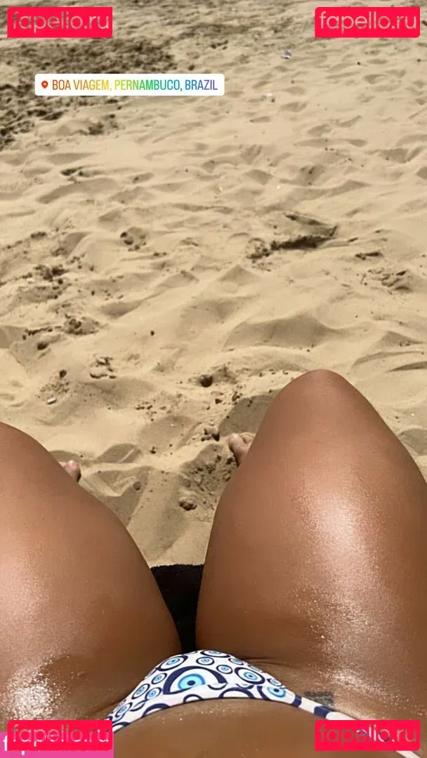 Vitória Kelly Onlyfans Photo Gallery 