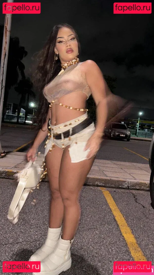 Vitória Kelly Onlyfans Photo Gallery 