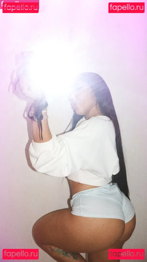 Vitória Kelly Onlyfans Photo Gallery 