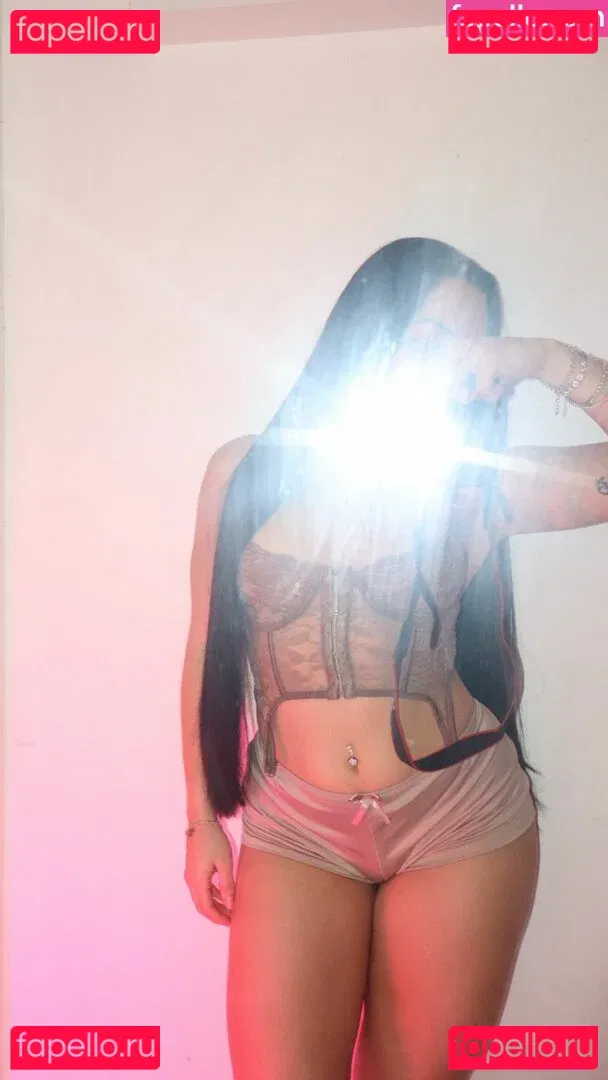 Vitória Kelly Onlyfans Photo Gallery 