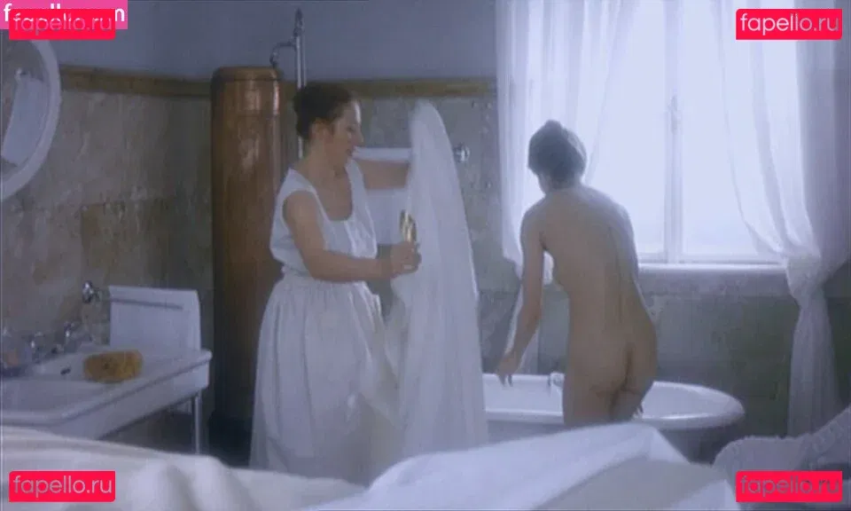 Charlotte Rampling Onlyfans Photo Gallery 