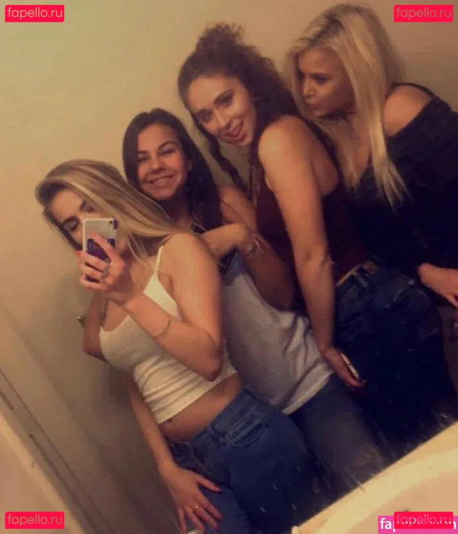 Hollie Rotten Onlyfans Photo Gallery 