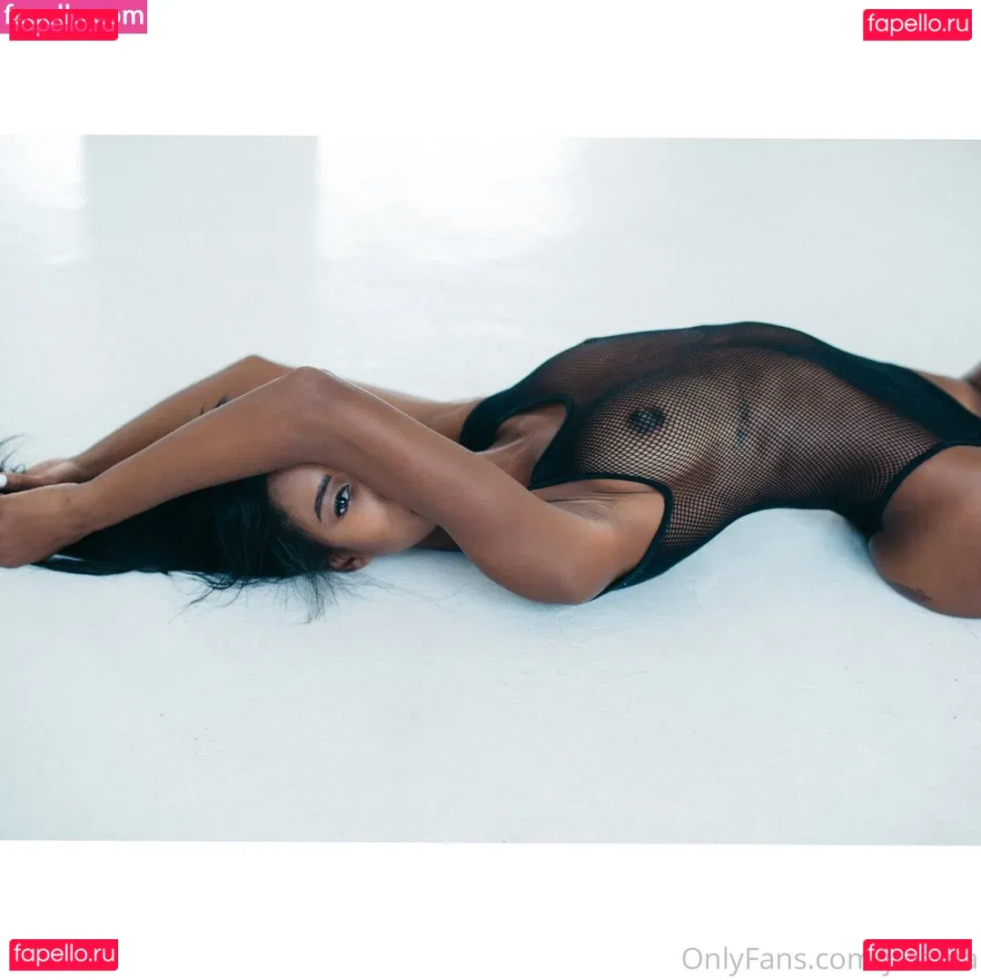 DJ JuicyM Onlyfans Photo Gallery 