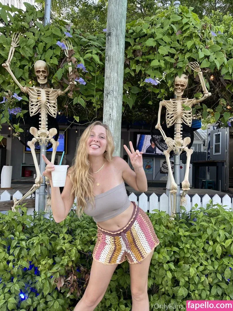 freemollypills Onlyfans Photo Gallery 