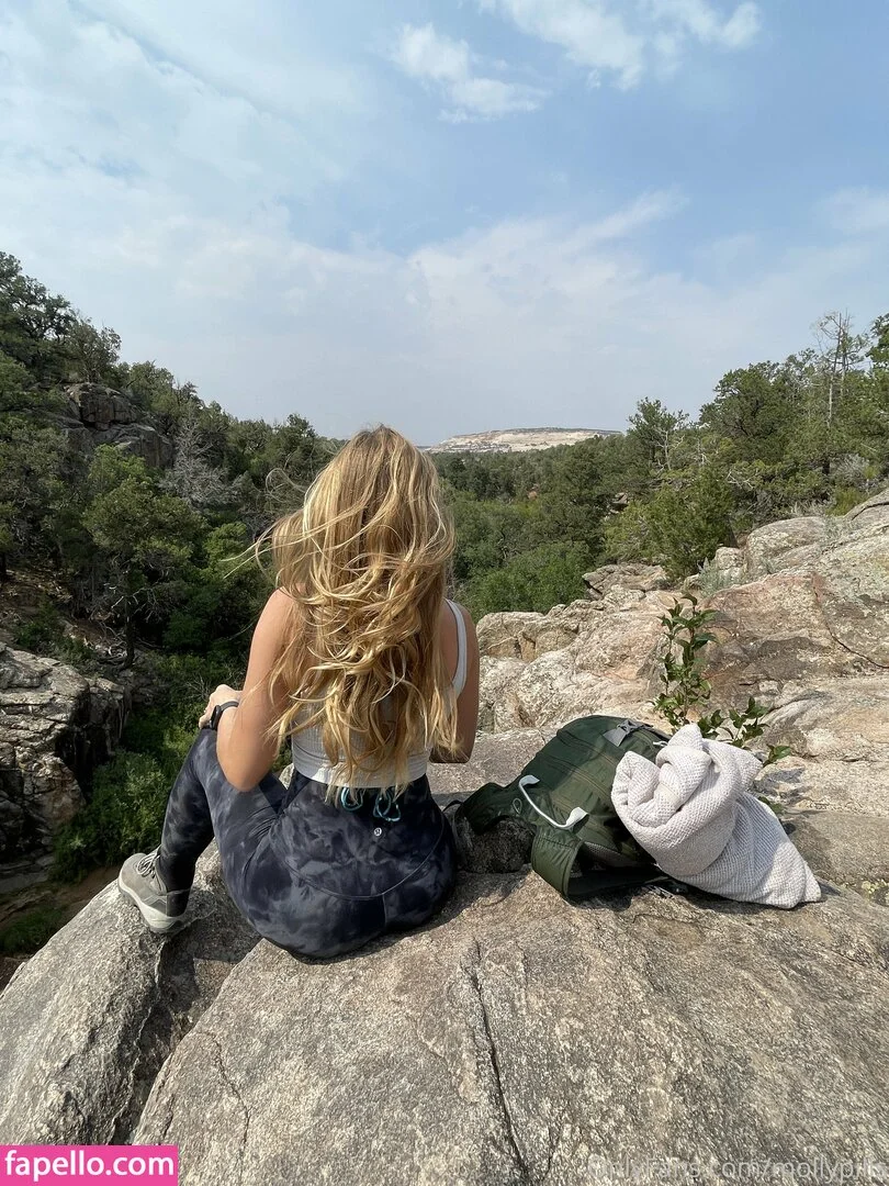 freemollypills Onlyfans Photo Gallery 