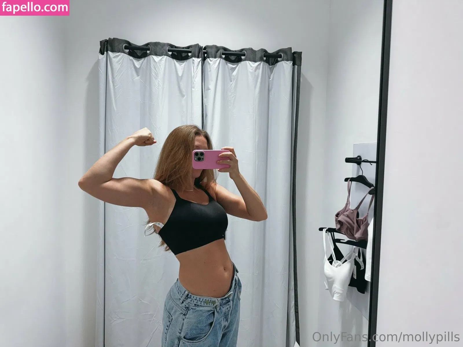 freemollypills Onlyfans Photo Gallery 