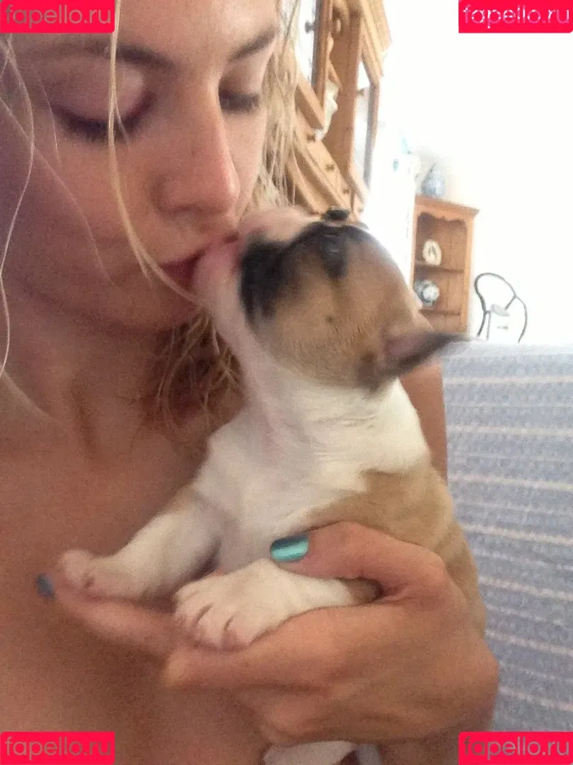 Tamsin Egerton Onlyfans Photo Gallery 