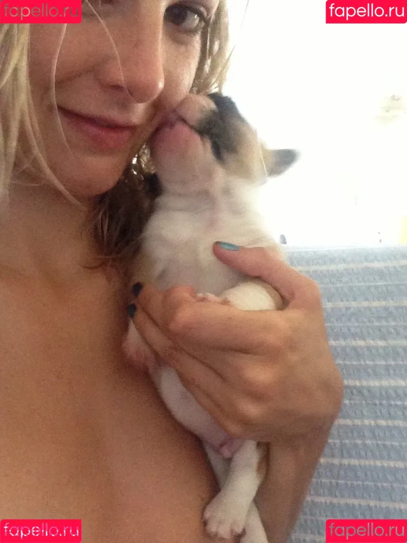 Tamsin Egerton Onlyfans Photo Gallery 