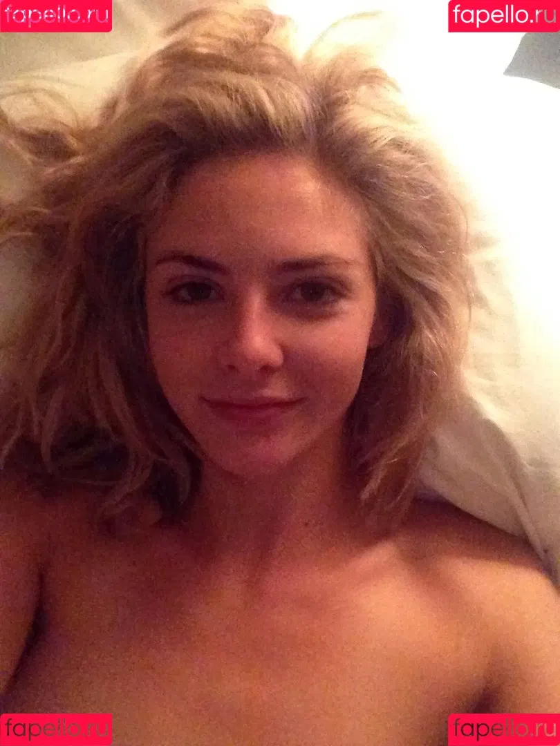 Tamsin Egerton Onlyfans Photo Gallery 