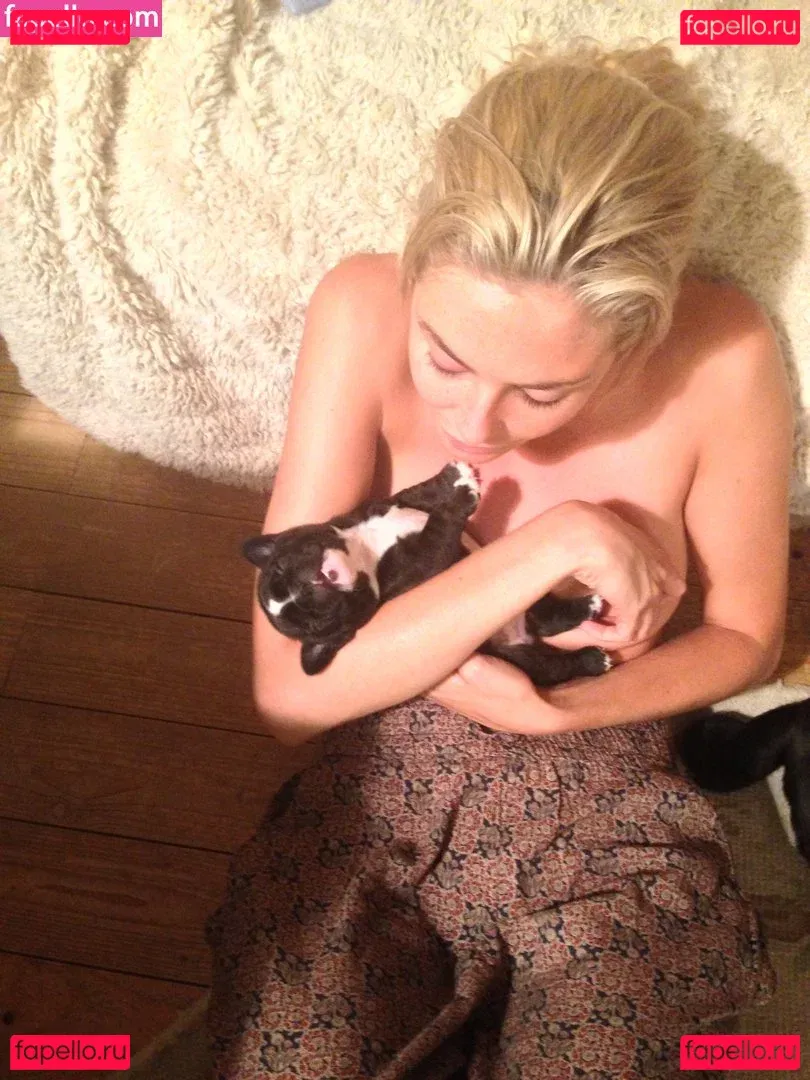 Tamsin Egerton Onlyfans Photo Gallery 