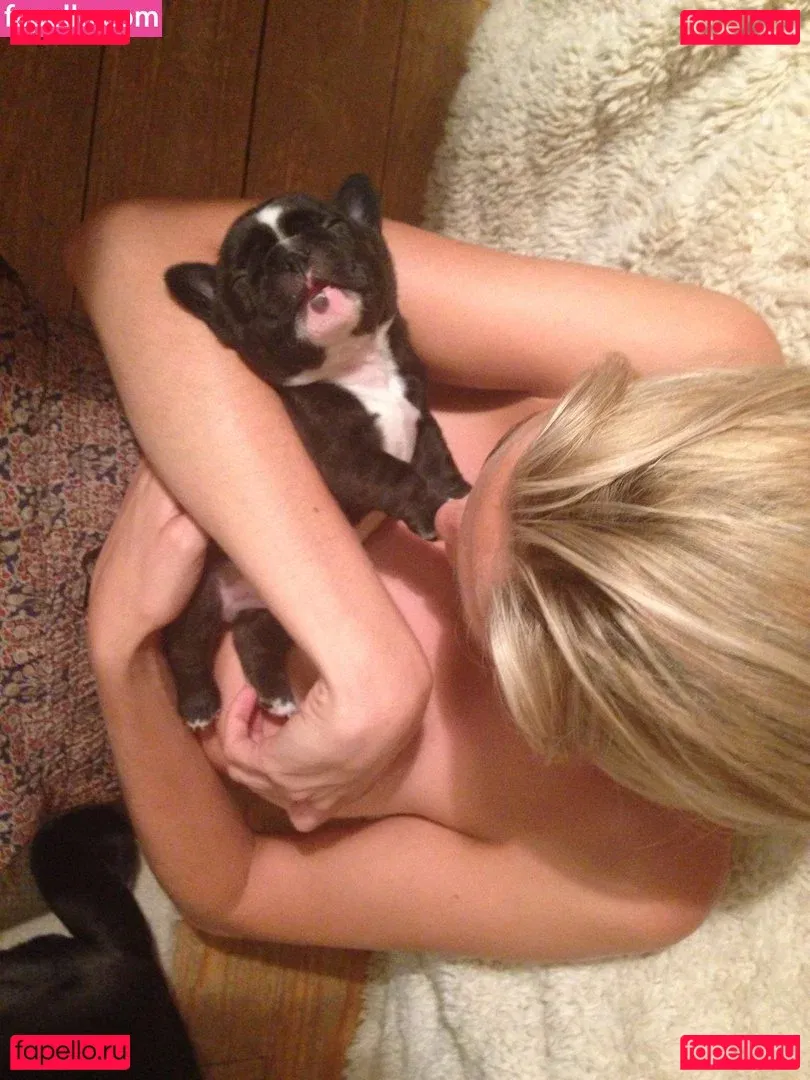 Tamsin Egerton Onlyfans Photo Gallery 