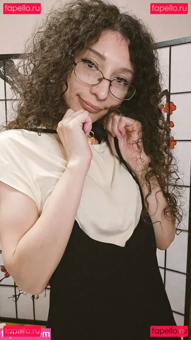 itwhiskarafterdark Onlyfans Photo Gallery 