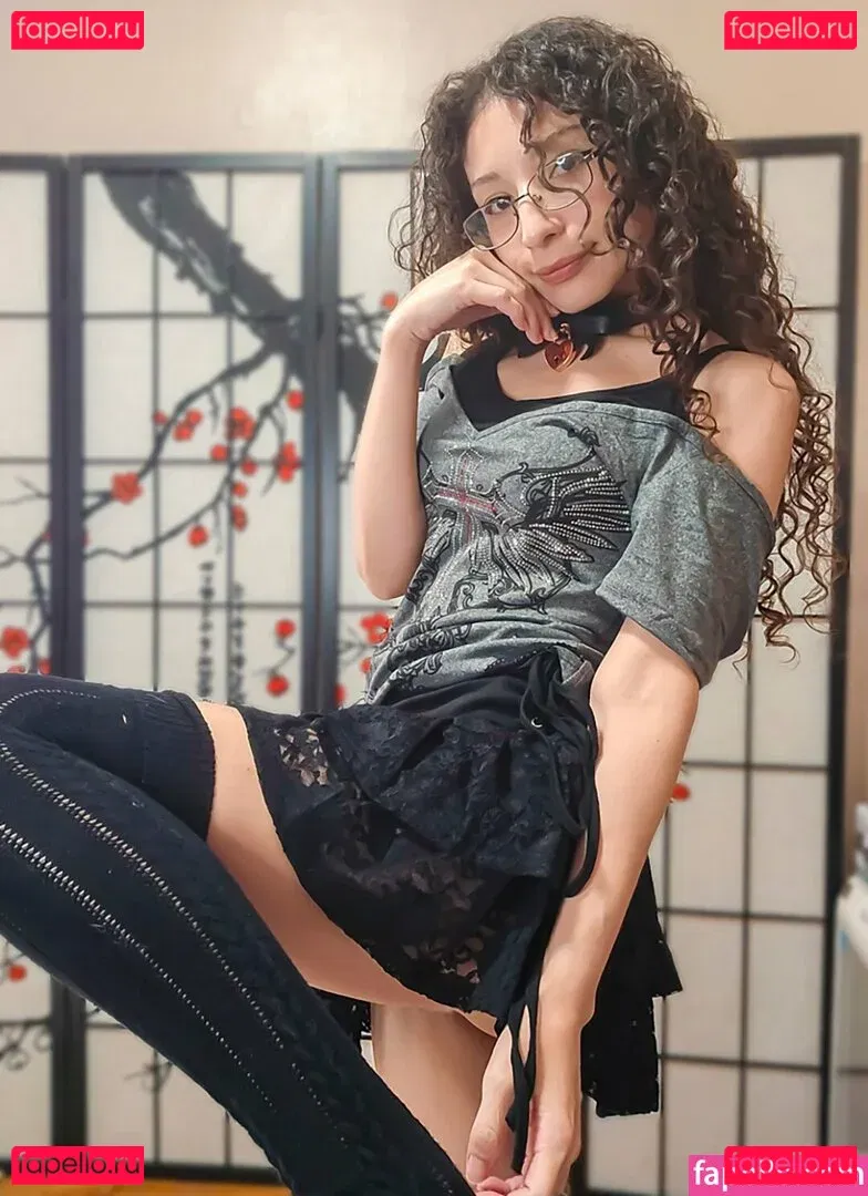 itwhiskarafterdark Onlyfans Photo Gallery 