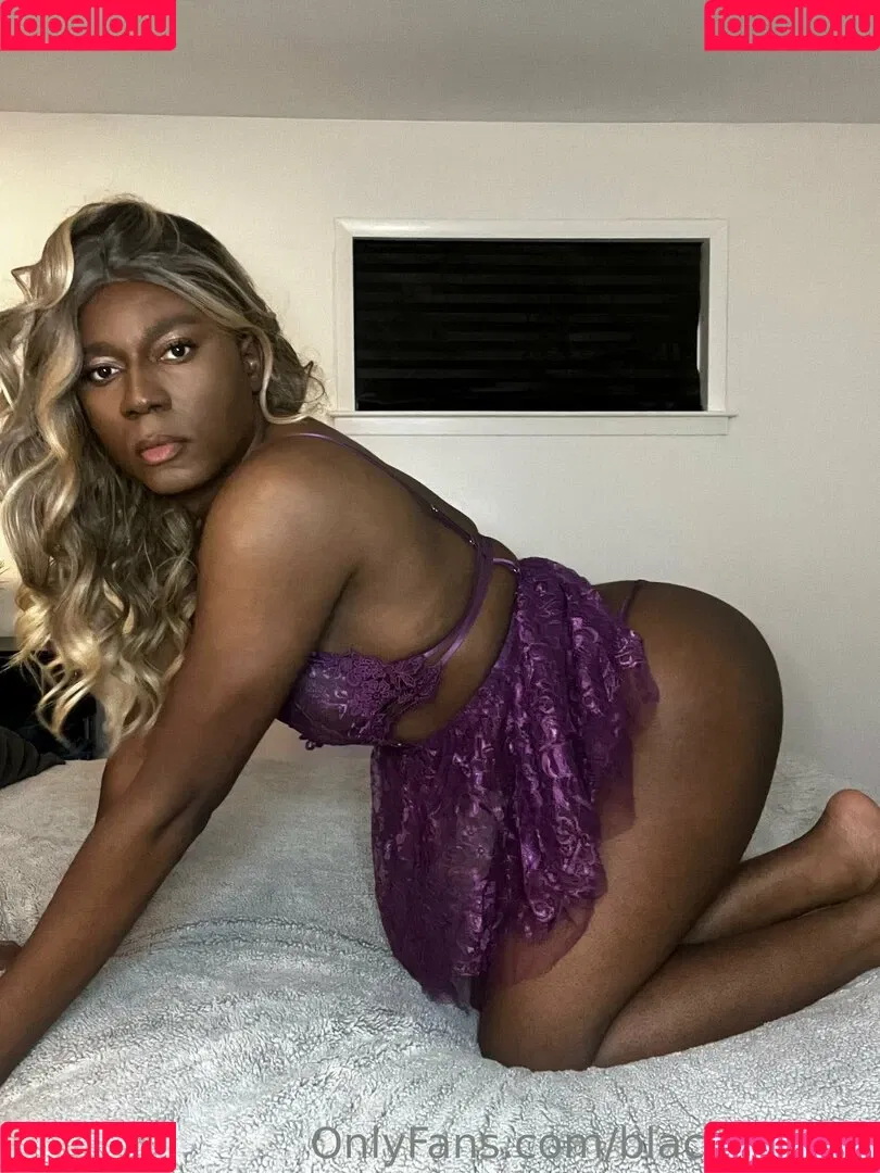blackbootay Onlyfans Photo Gallery 
