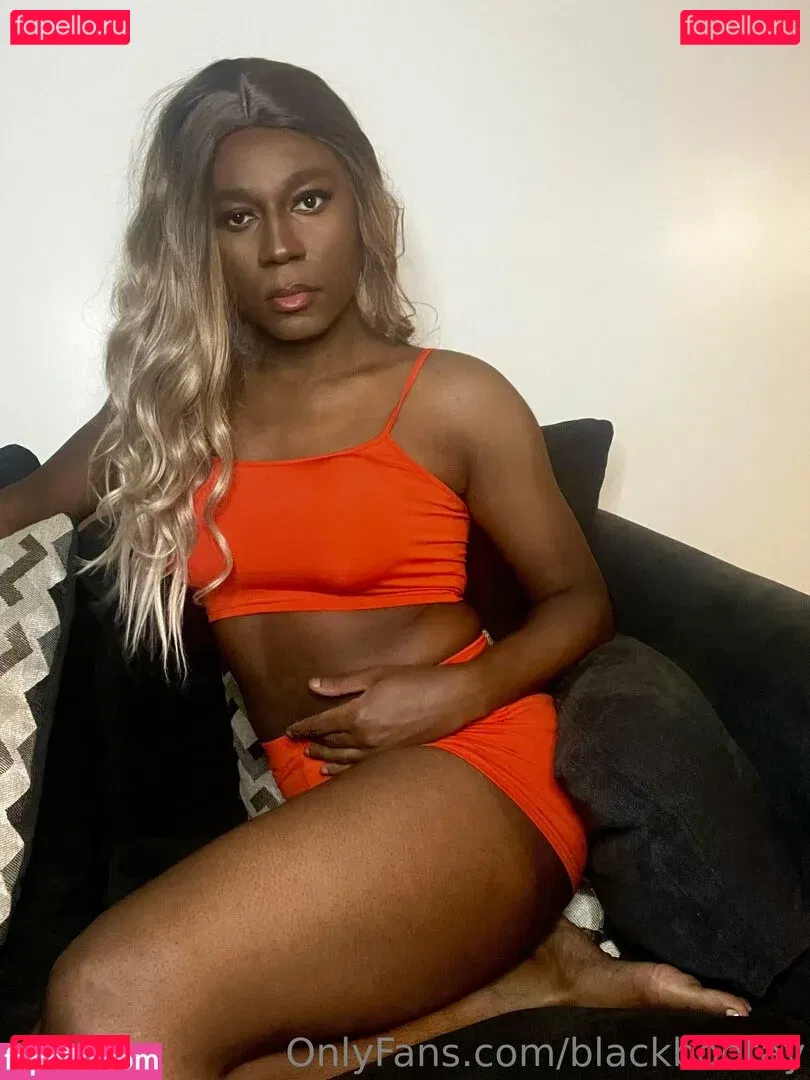 blackbootay Onlyfans Photo Gallery 