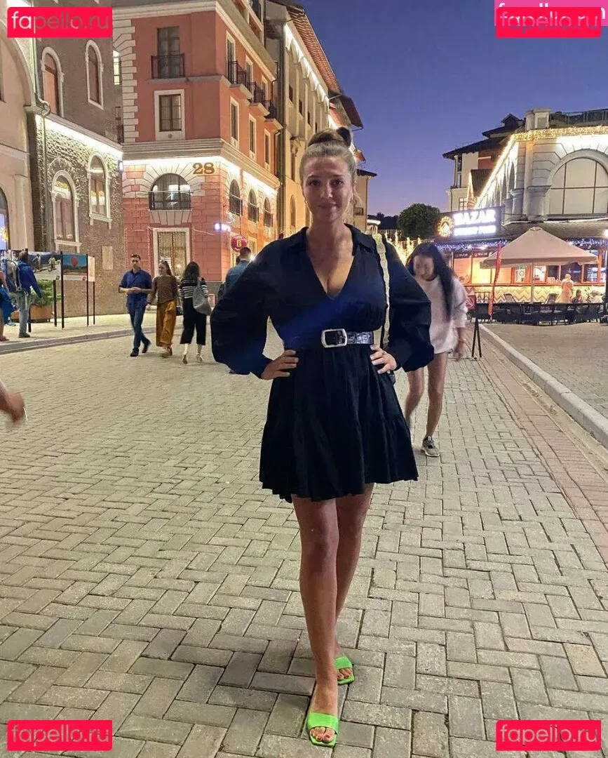 Galina Marian Onlyfans Photo Gallery 