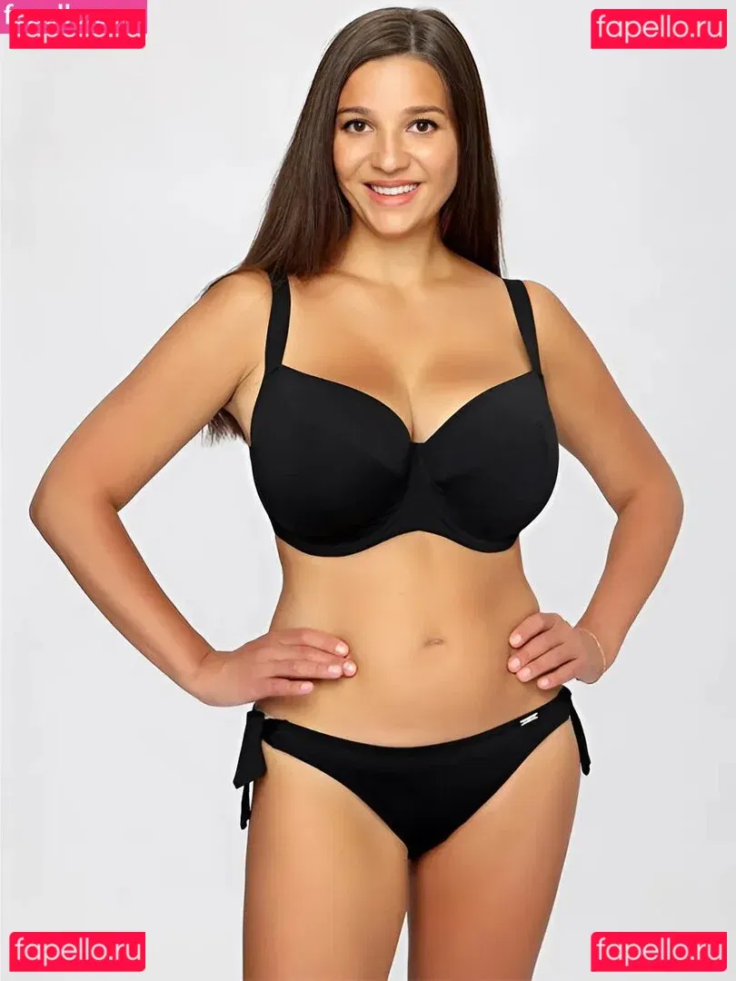 Galina Marian Onlyfans Photo Gallery 