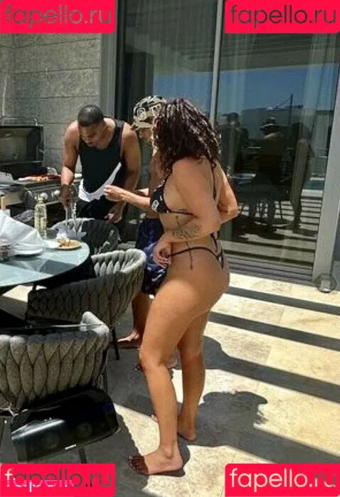 Jesy Nelson Onlyfans Photo Gallery 