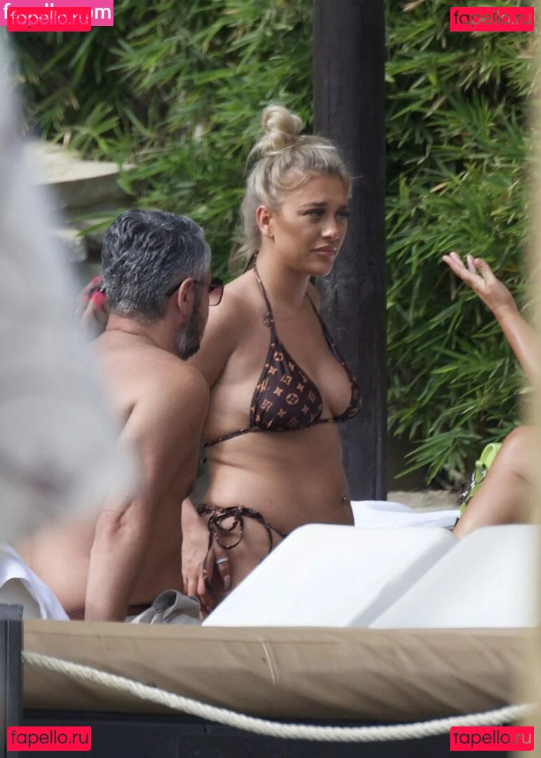 krissi.q Onlyfans Photo Gallery 