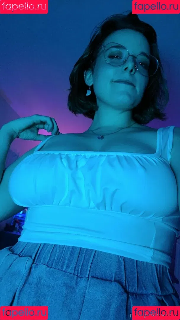 Mary Sue Onlyfans Photo Gallery 
