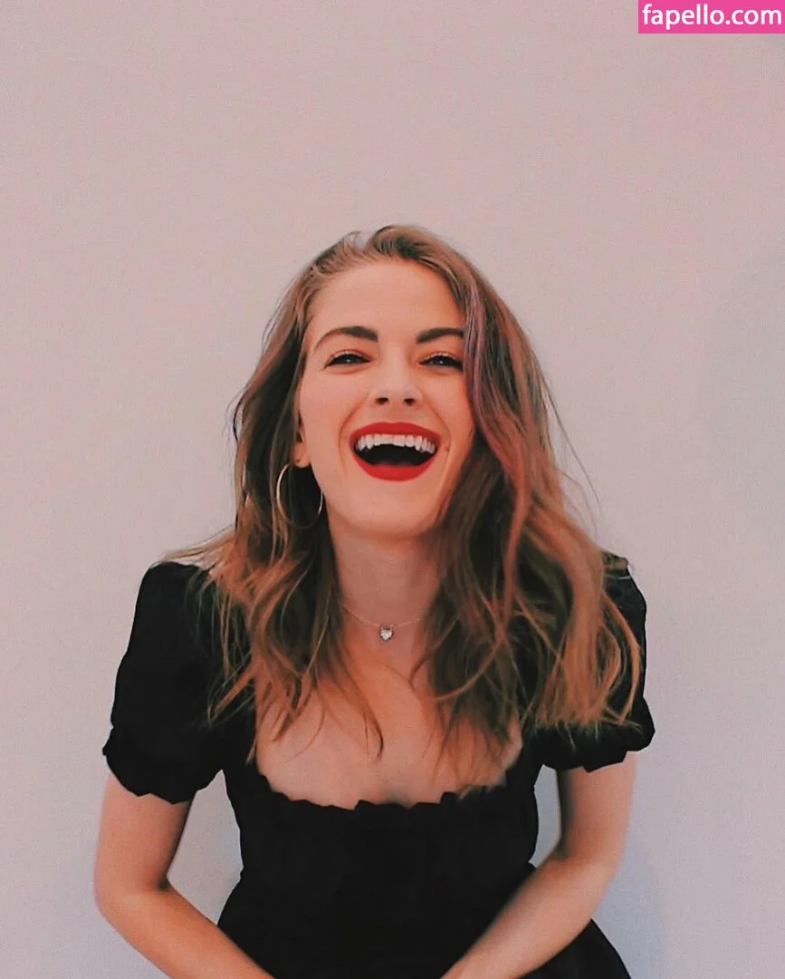 Mary Sue Onlyfans Photo Gallery 