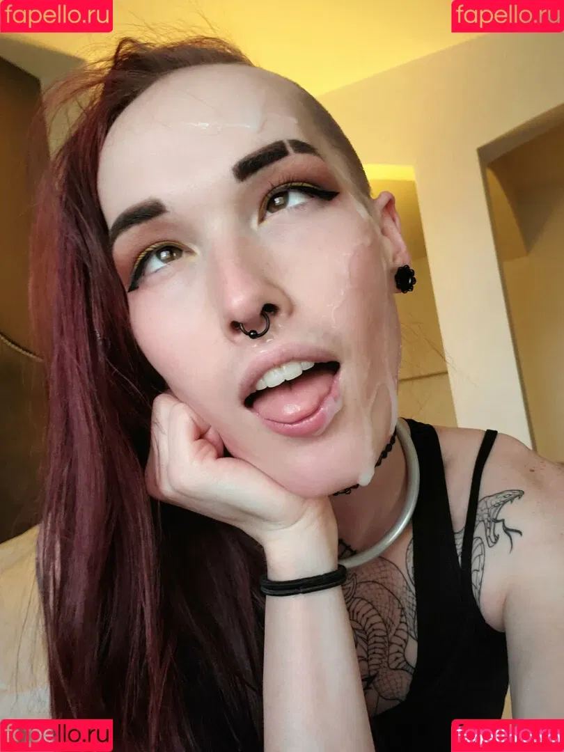 MissRedline Onlyfans Photo Gallery 