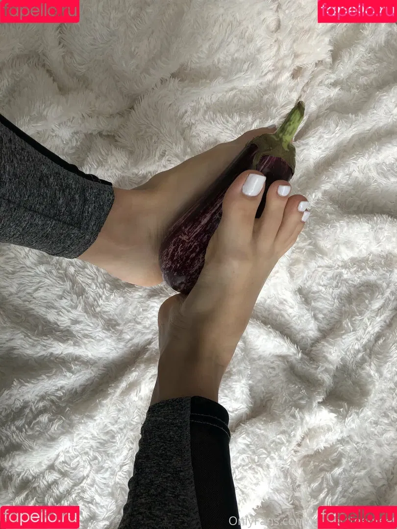 perfectteenfeet Onlyfans Photo Gallery 