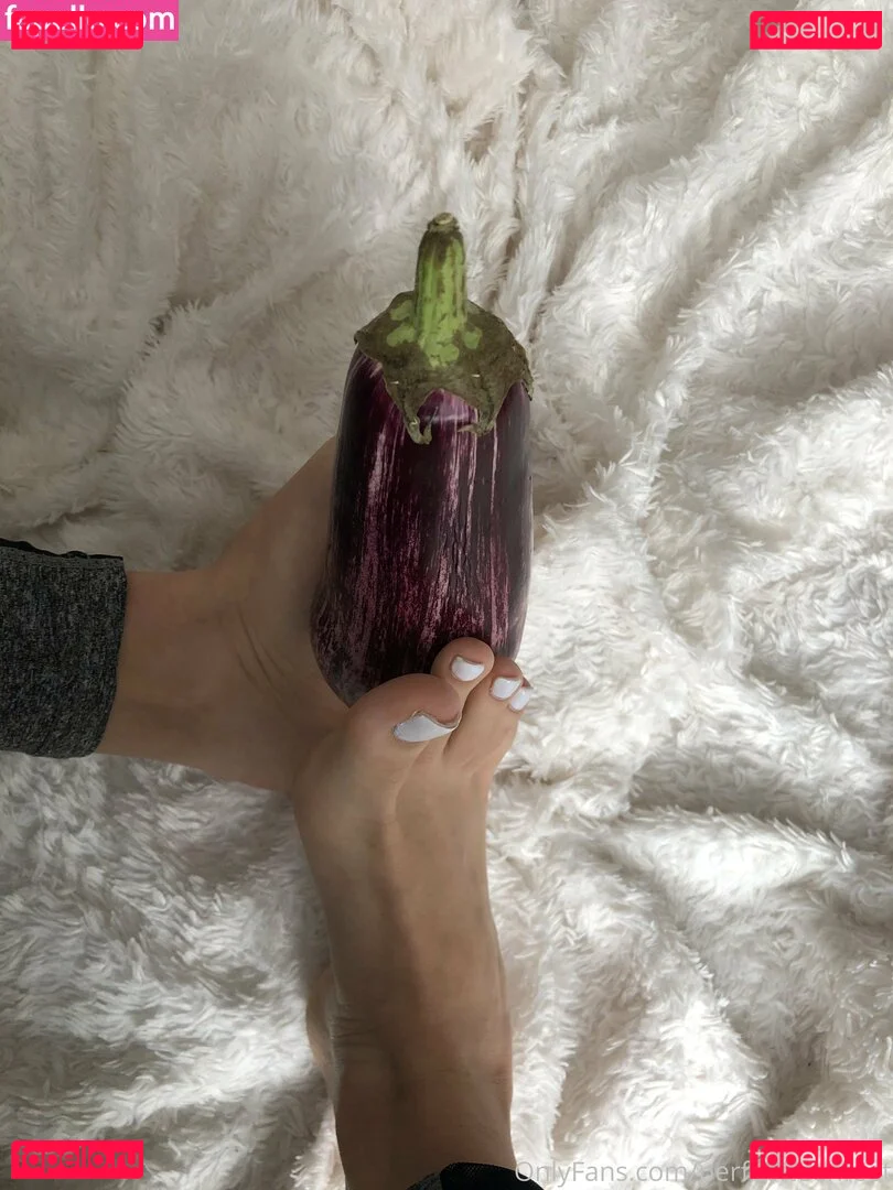 perfectteenfeet Onlyfans Photo Gallery 