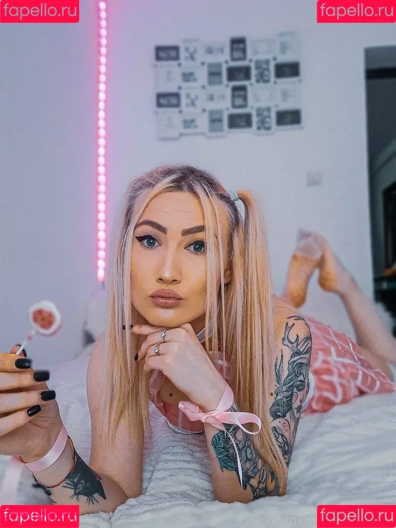okamibabe Onlyfans Photo Gallery 