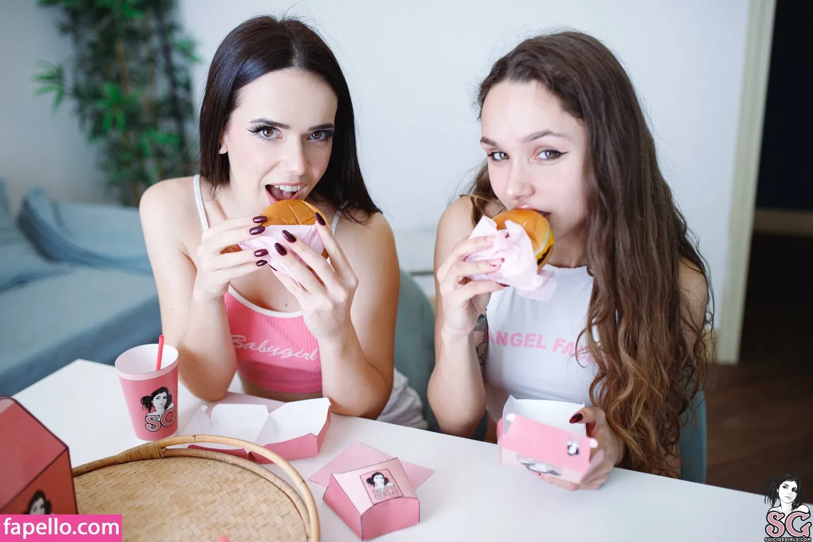 Ceciamix Onlyfans Photo Gallery 