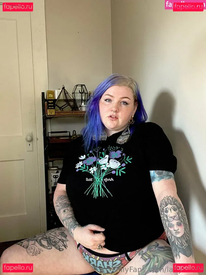 ladyicarus Onlyfans Photo Gallery 