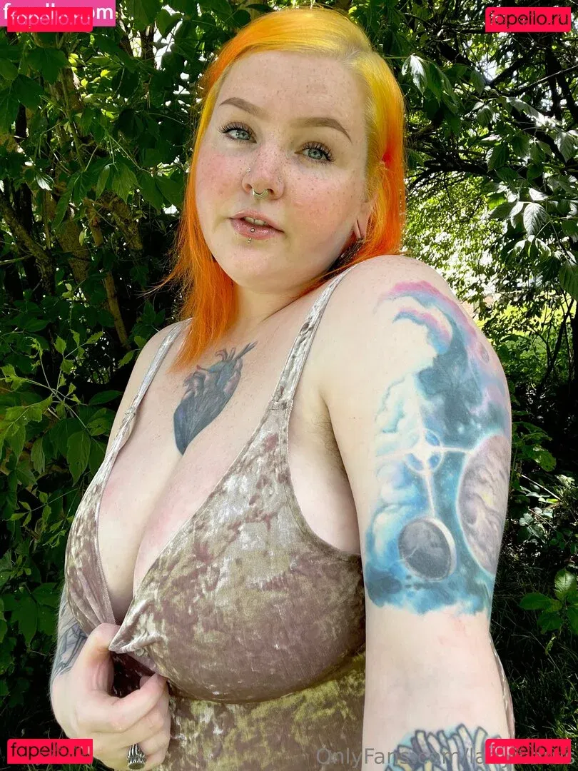 ladyicarus Onlyfans Photo Gallery 