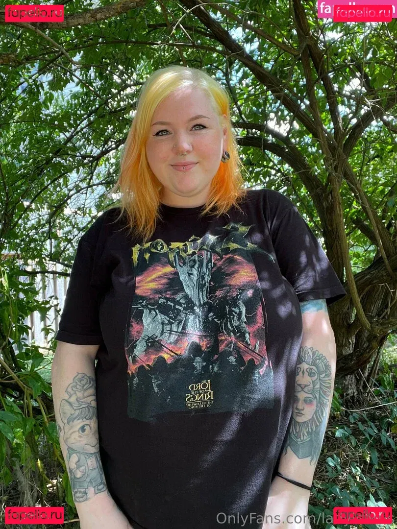 ladyicarus Onlyfans Photo Gallery 