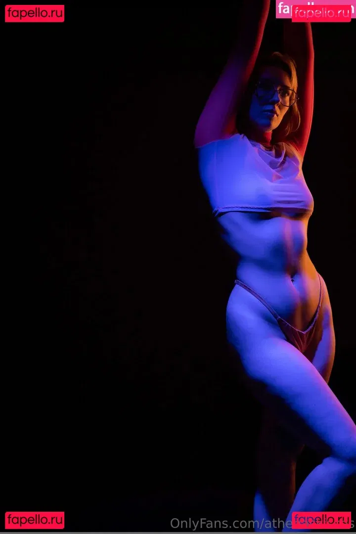 athenaskisses Onlyfans Photo Gallery 