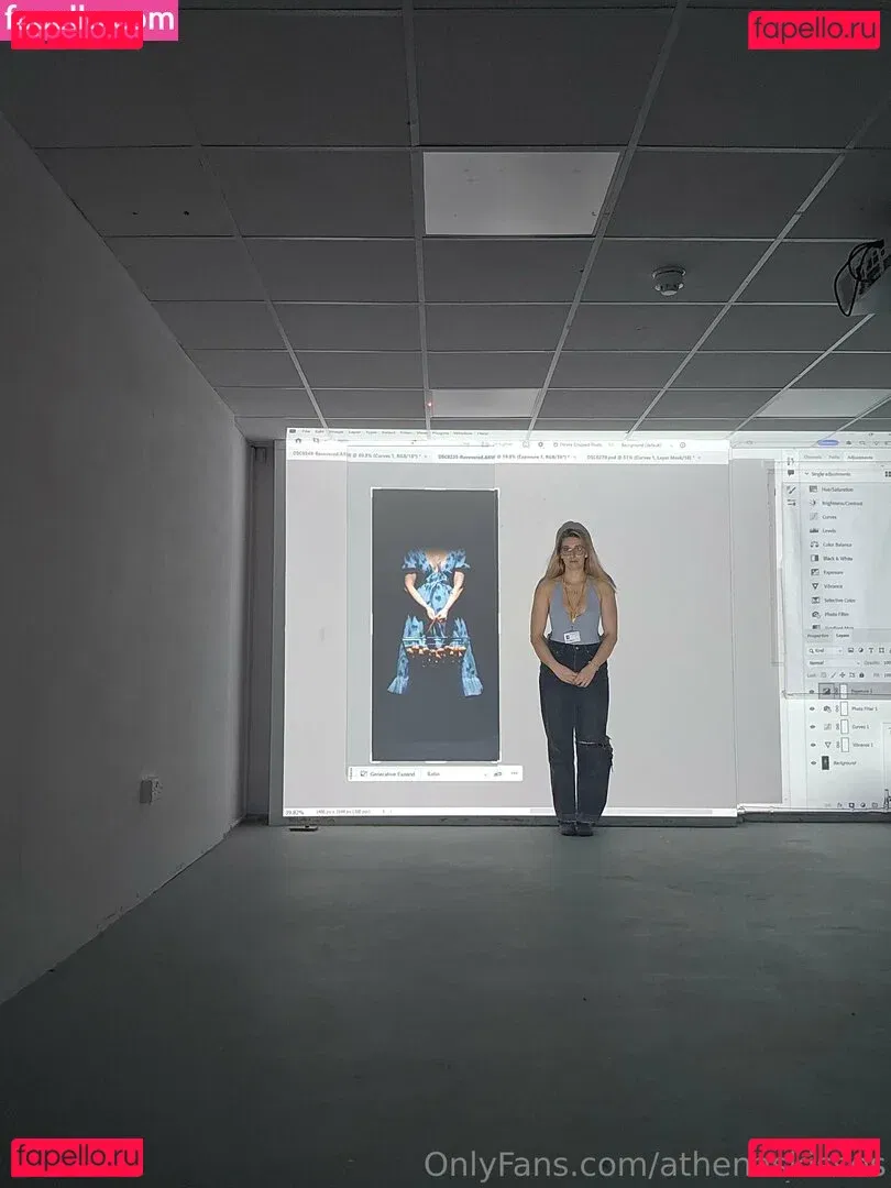 athenaskisses Onlyfans Photo Gallery 