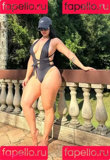 Suellen Lara Onlyfans Photo Gallery 