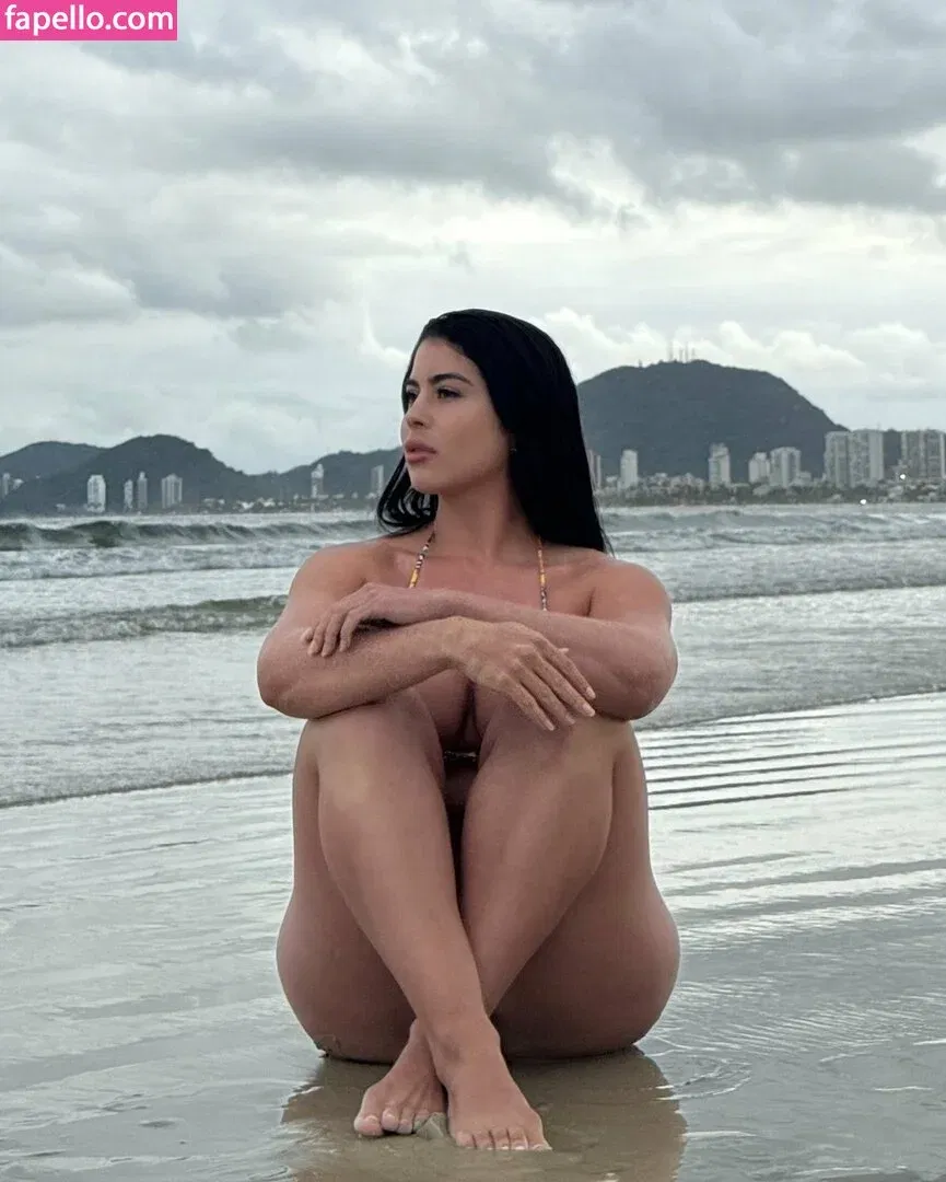 Suellen Lara Onlyfans Photo Gallery 