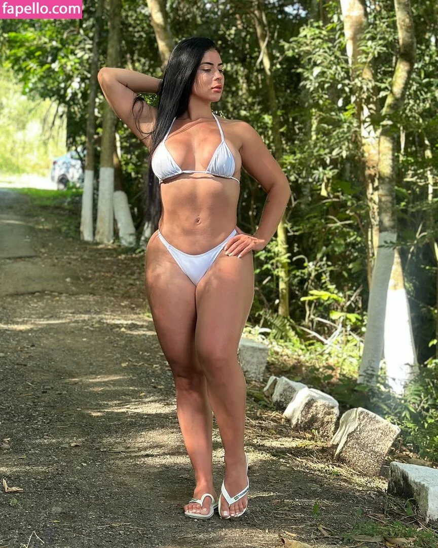 Suellen Lara Onlyfans Photo Gallery 