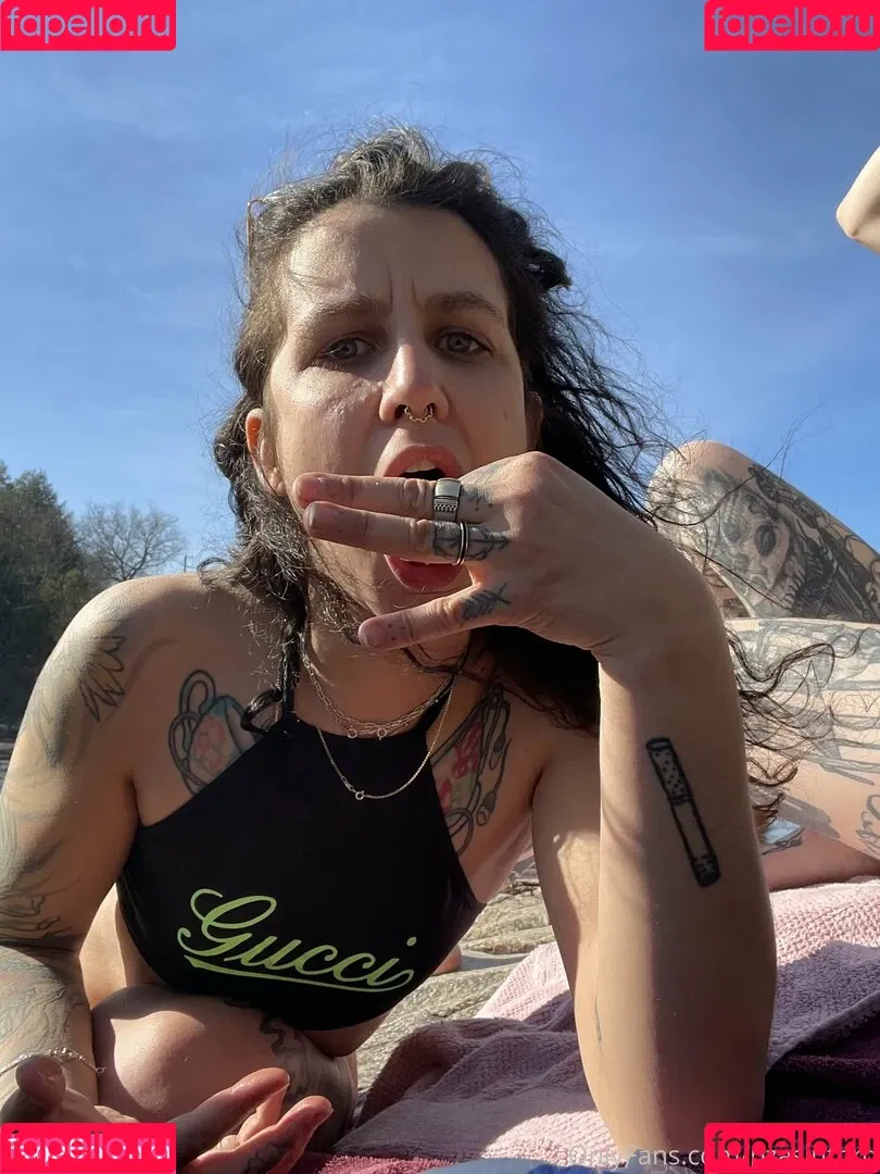 stupidstepsister Onlyfans Photo Gallery 