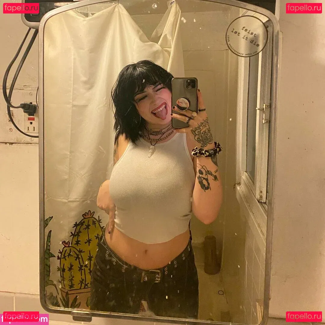 Adrianna Cooletti Onlyfans Photo Gallery 