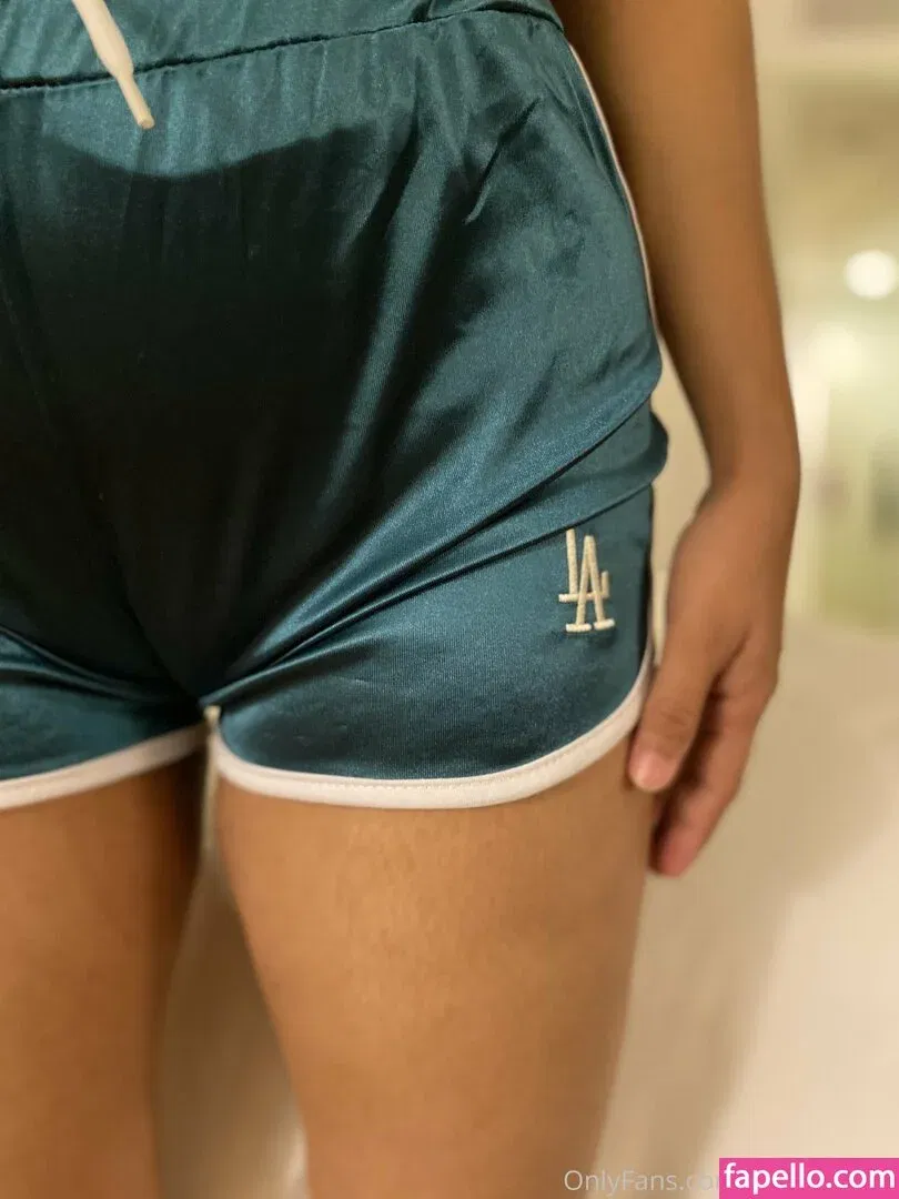 Babymisaka Onlyfans Photo Gallery 