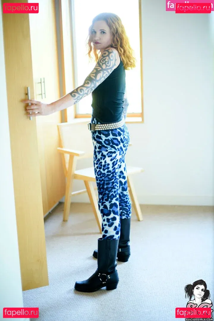 Voltaire Onlyfans Photo Gallery 