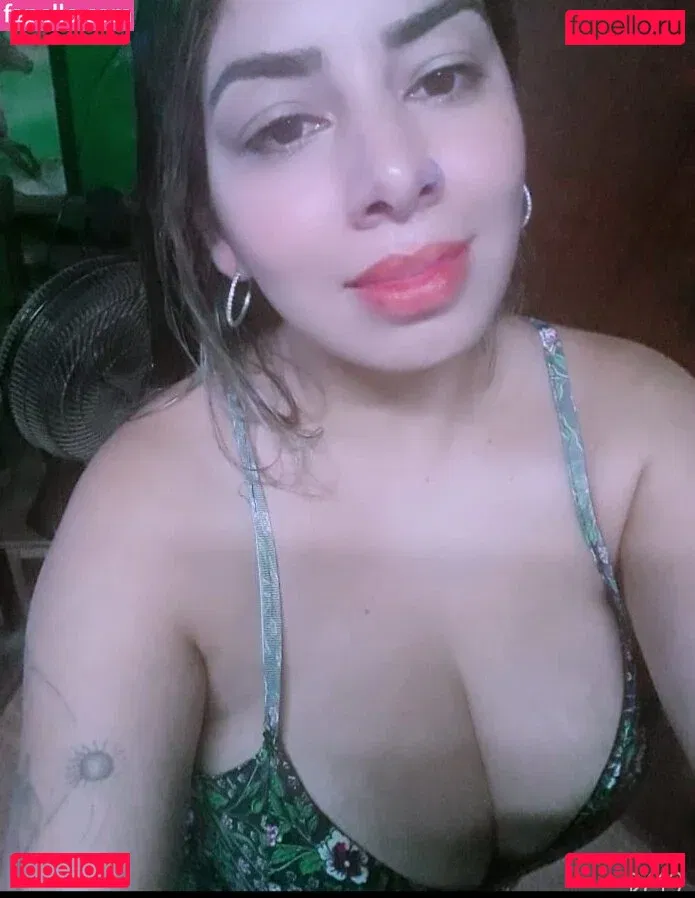 Daniele Mara Valentino Onlyfans Photo Gallery 