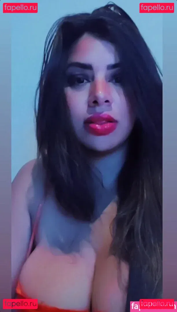 Daniele Mara Valentino Onlyfans Photo Gallery 