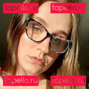 mikaelaistired Onlyfans Photo Gallery 